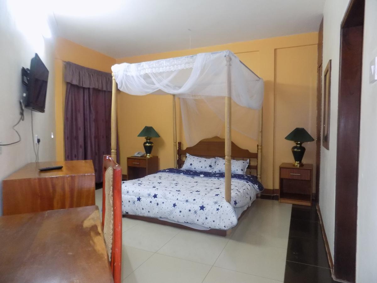 Kayegi Hotel Mbale Экстерьер фото