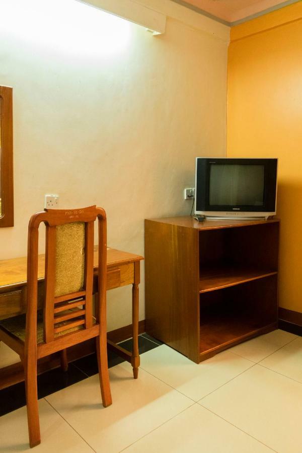 Kayegi Hotel Mbale Экстерьер фото