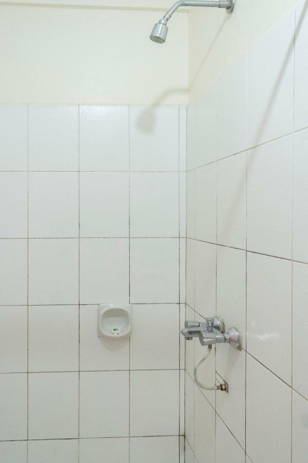 Kayegi Hotel Mbale Экстерьер фото